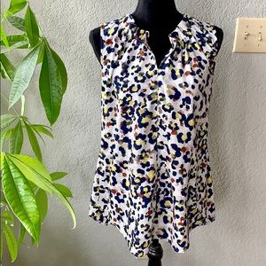 Pretty Cabi Sleeveless Top With shirring detail.